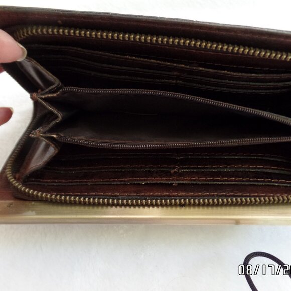 Patricia Nash Wallet Credit Card Holder Tooled Leather 3 side Zip Very Nice - Picture 6 of 10